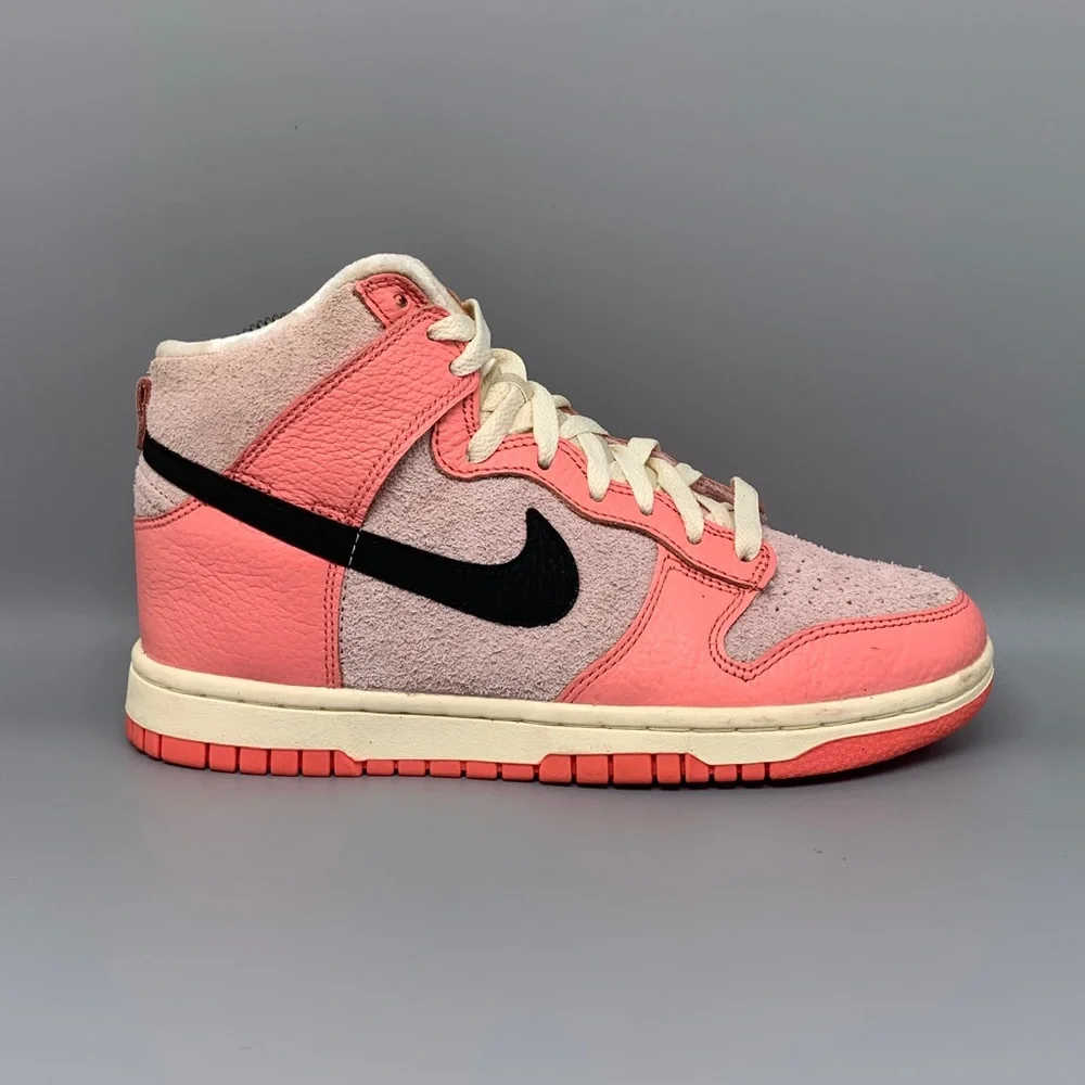 Nike Dunk High Hoops Pink‎ Basketball Shoes DX3359‑600 Women’s Sz 6.5 EU 37.5